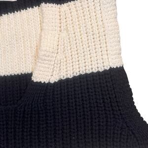 ZARA Women Medium Chunky Academia Artsy Black And White Wide Stripe Sweater Vest